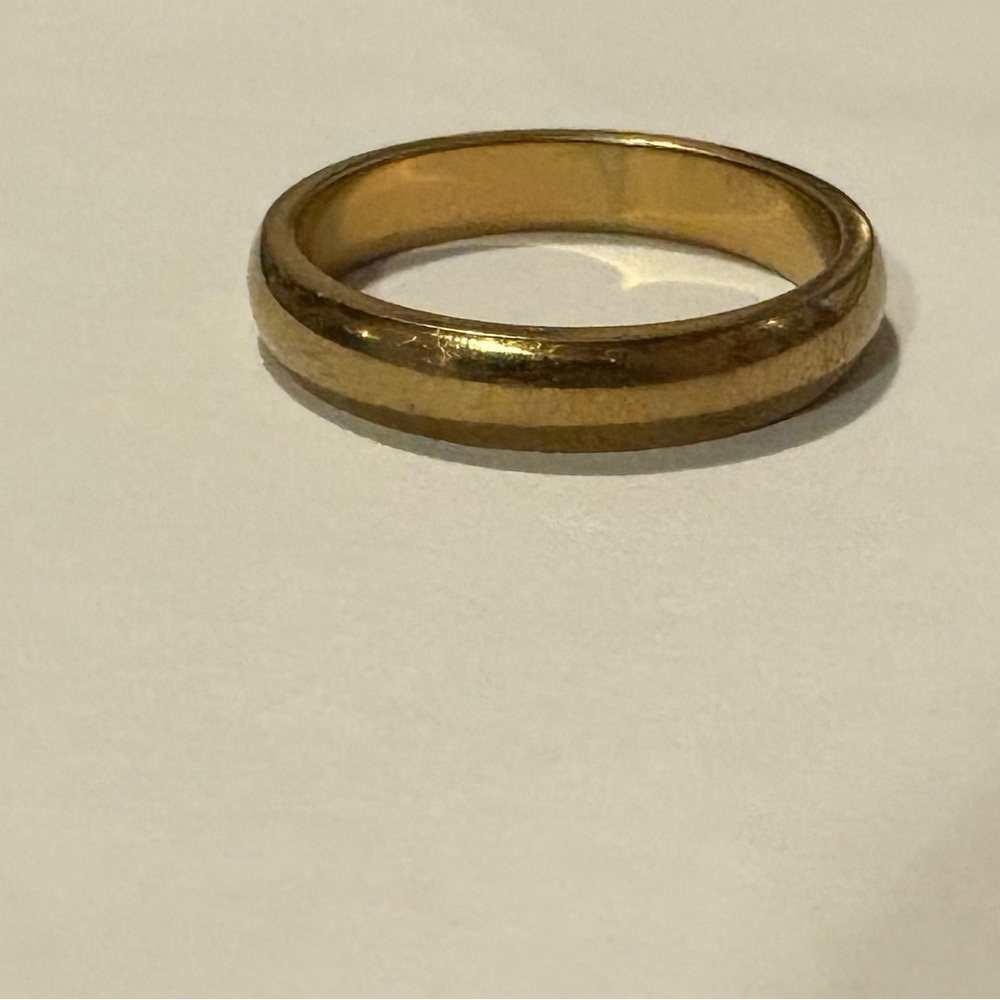 Elegant Gold Plated Band Ring